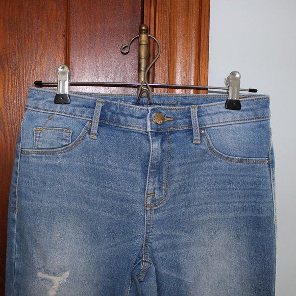 Mossimo High Rise Ripped Jegging Jean - Picture 3 of 6